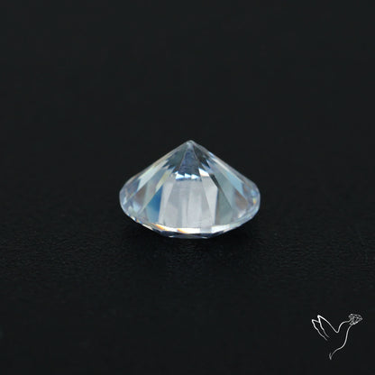 Faceted White Cubic Zirconia