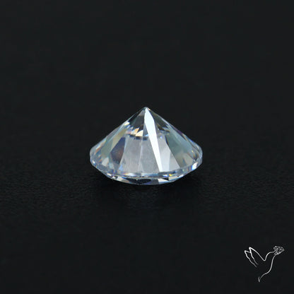 Faceted White Cubic Zirconia