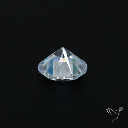 Faceted White Cubic Zirconia