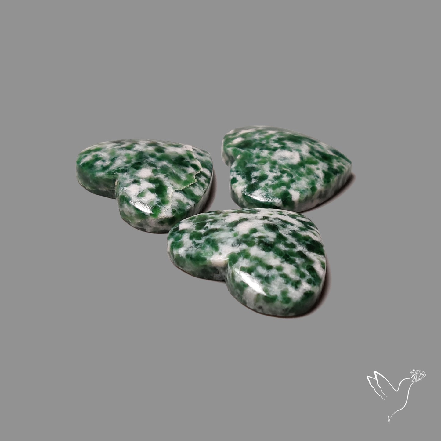 Chrome Diopside In Quartz Hearts Lot