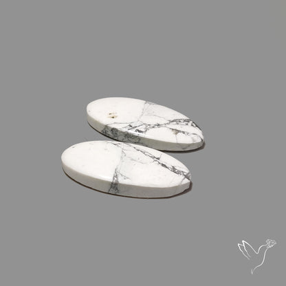 Howlites Pair