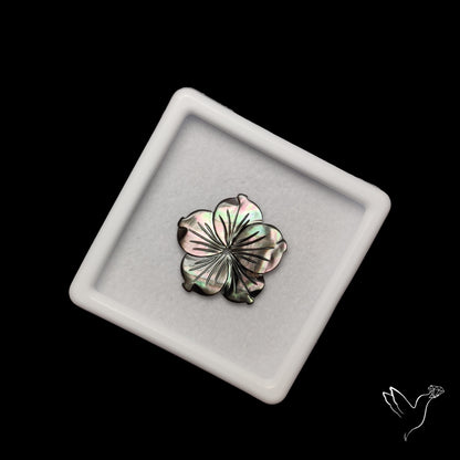 Tahitian Black Mother Of Pearl Flower Carving