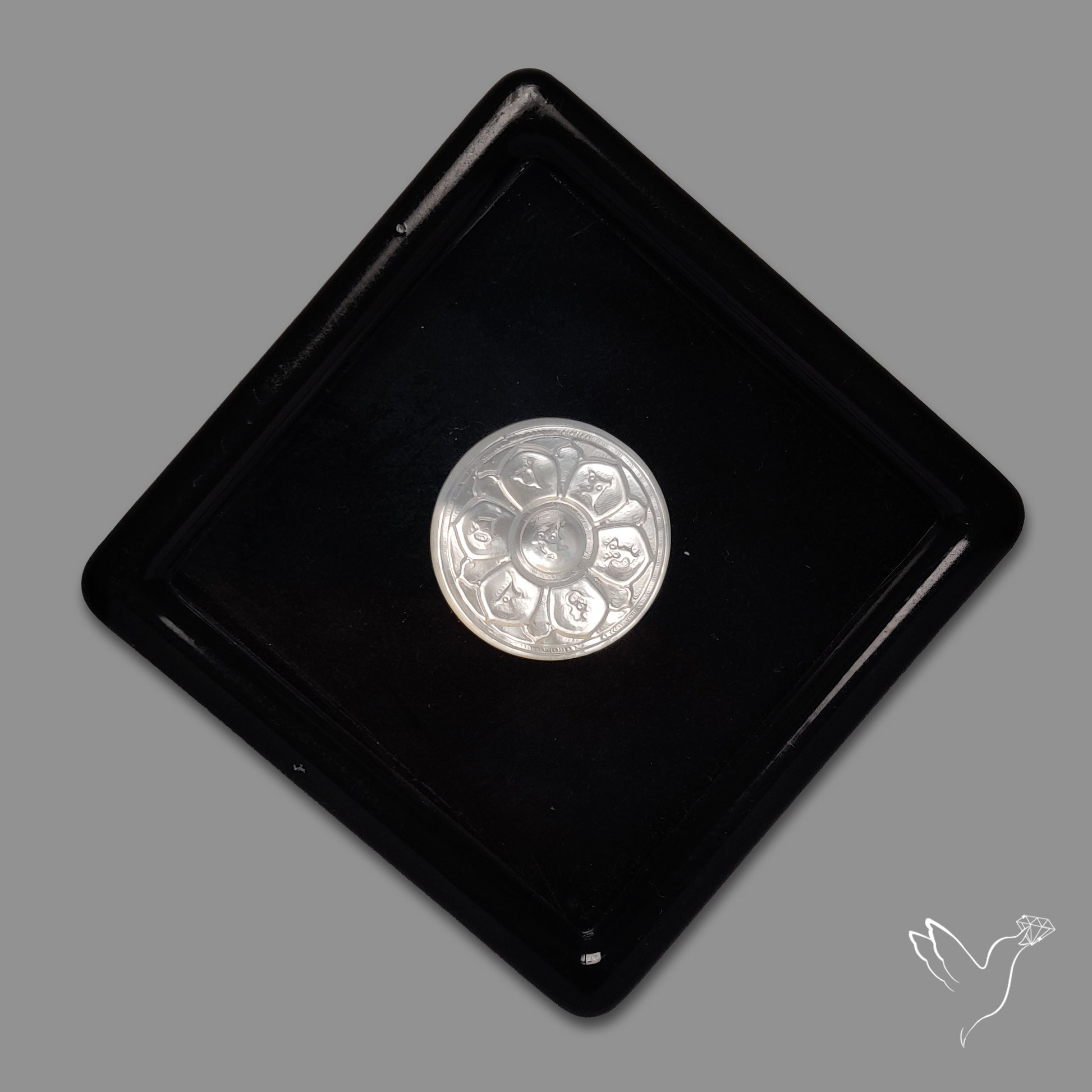 Mother Of Pearl Chakra Carving