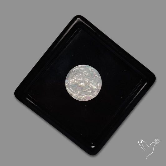 Mother Of Pearl Lady Cameo Carving Pair