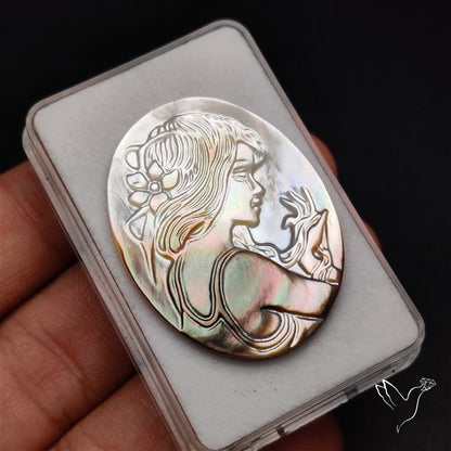 Mother Of Pearl Woman with Rose Cameo