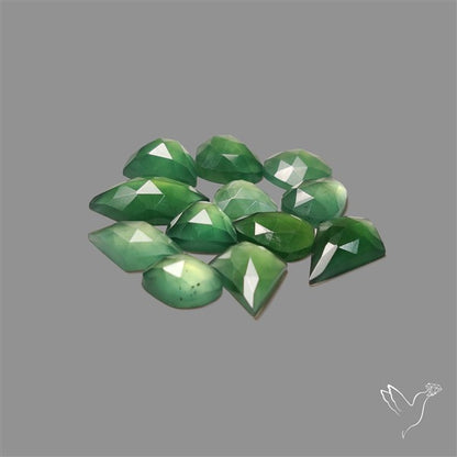 Rose Cut Gemmy Serpentine Lot