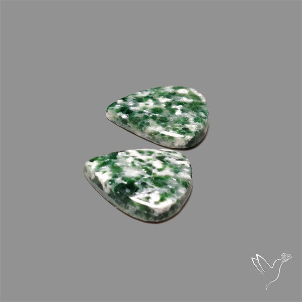 Chrome Diopside In Quartz Pair