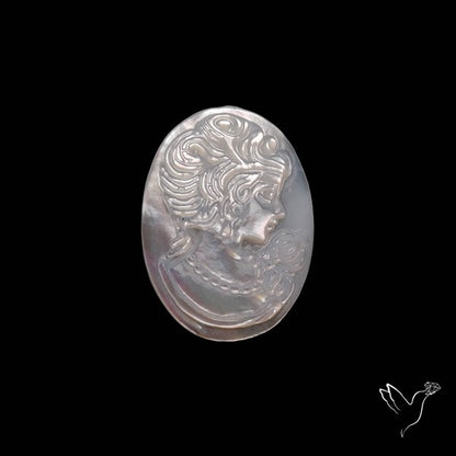 Mother Of Pearl Woman Cameo Carving