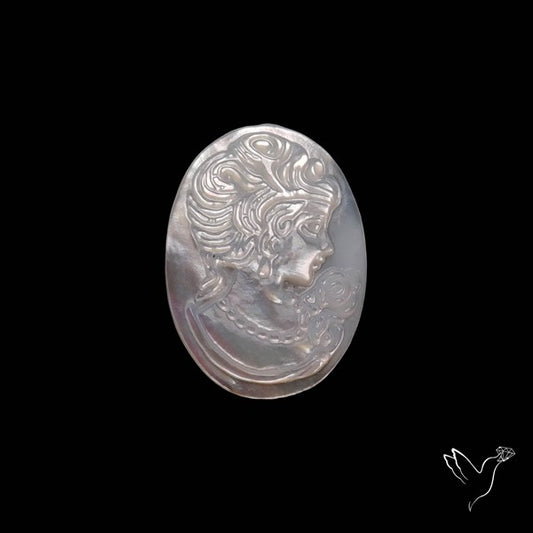 Mother Of Pearl Woman Cameo Carving