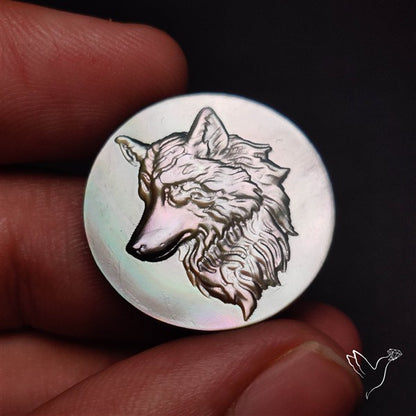 Mother Of Pearl Wolf Head Carving