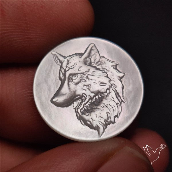 Mother Of Pearl Wolf Head Carving