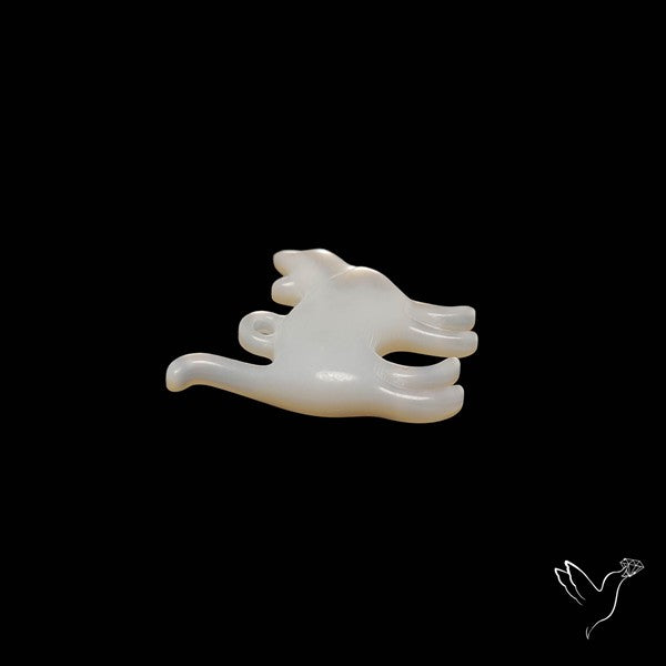 Mother Of Pearl Cat Carving