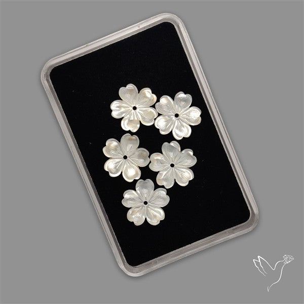 Small Mother Of Pearl Drilled Flowers Lot