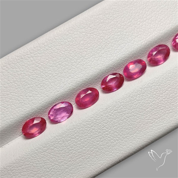 Chanthaburi Pink Sapphire Faceted Gemstone Set