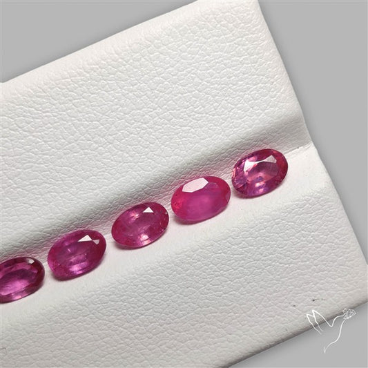 Chanthaburi Pink Sapphire Faceted Gemstone Set