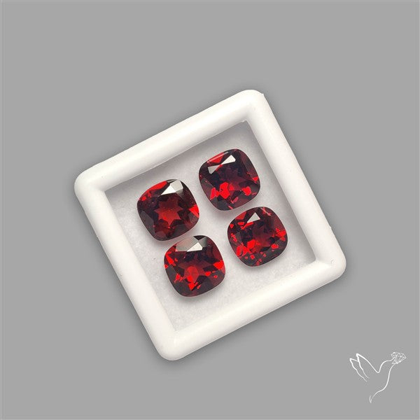 Red Almandine (Pyrope) Garnet Faceted Mozambique Garnet Gemstone Set