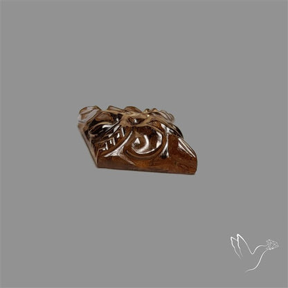 Color Shiftting Diaspora Glass Mughal Carving