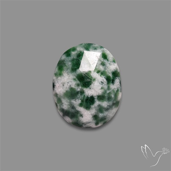 Rose Cut Chrome Diopside In Quartz