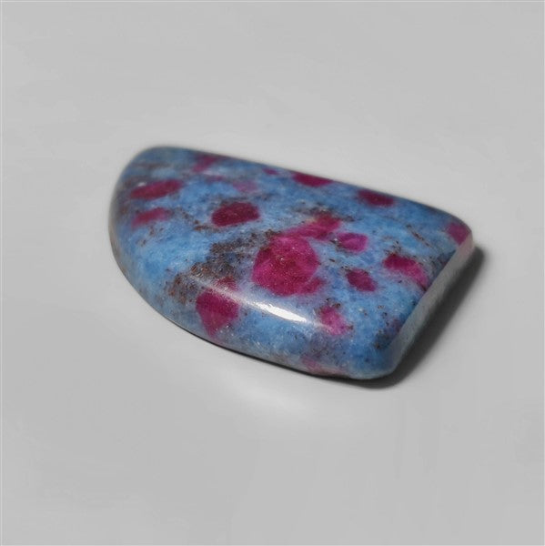 Kyanite|Ruby