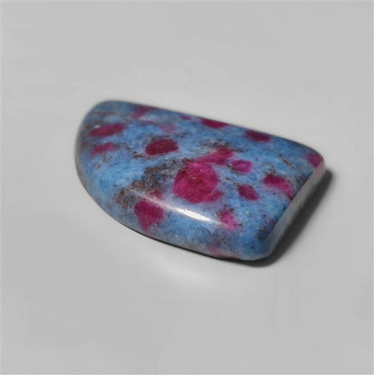 Kyanite|Ruby