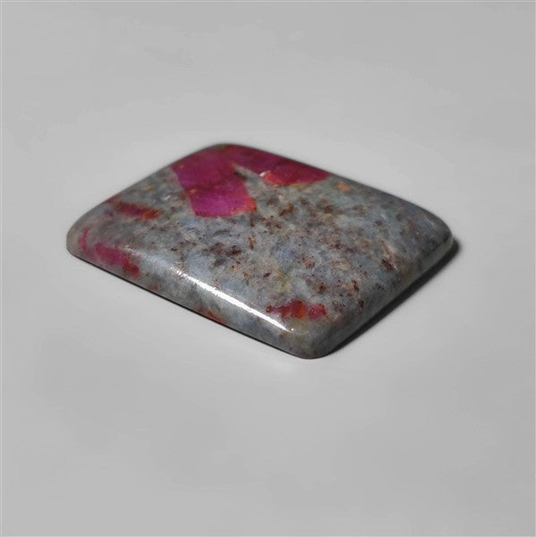 Kyanite|Ruby