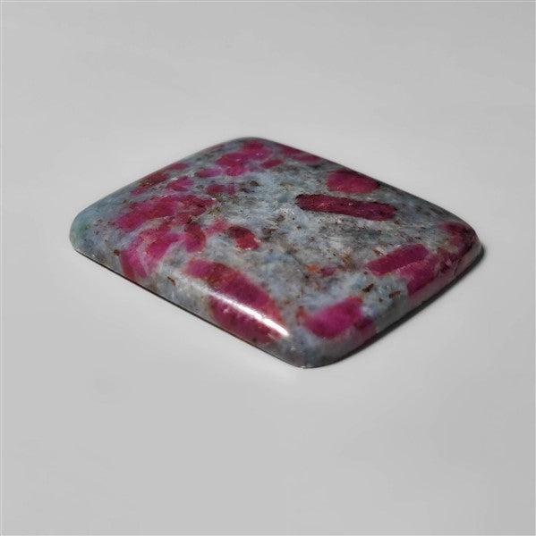 Kyanite|Ruby
