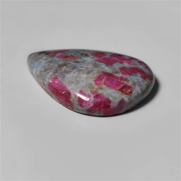 Kyanite|Ruby