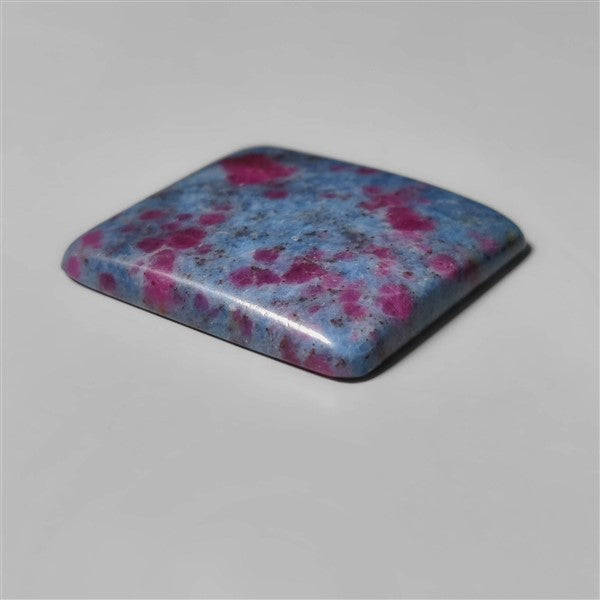 Kyanite|Ruby