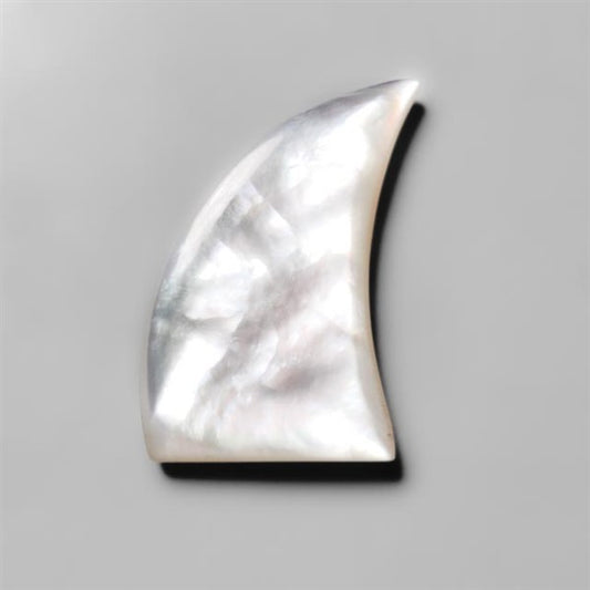 Mother Of Pearl Shark Fin Carving