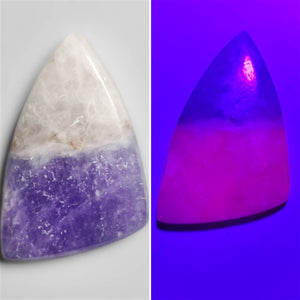 Rare Hackmanite (Fluorescent)