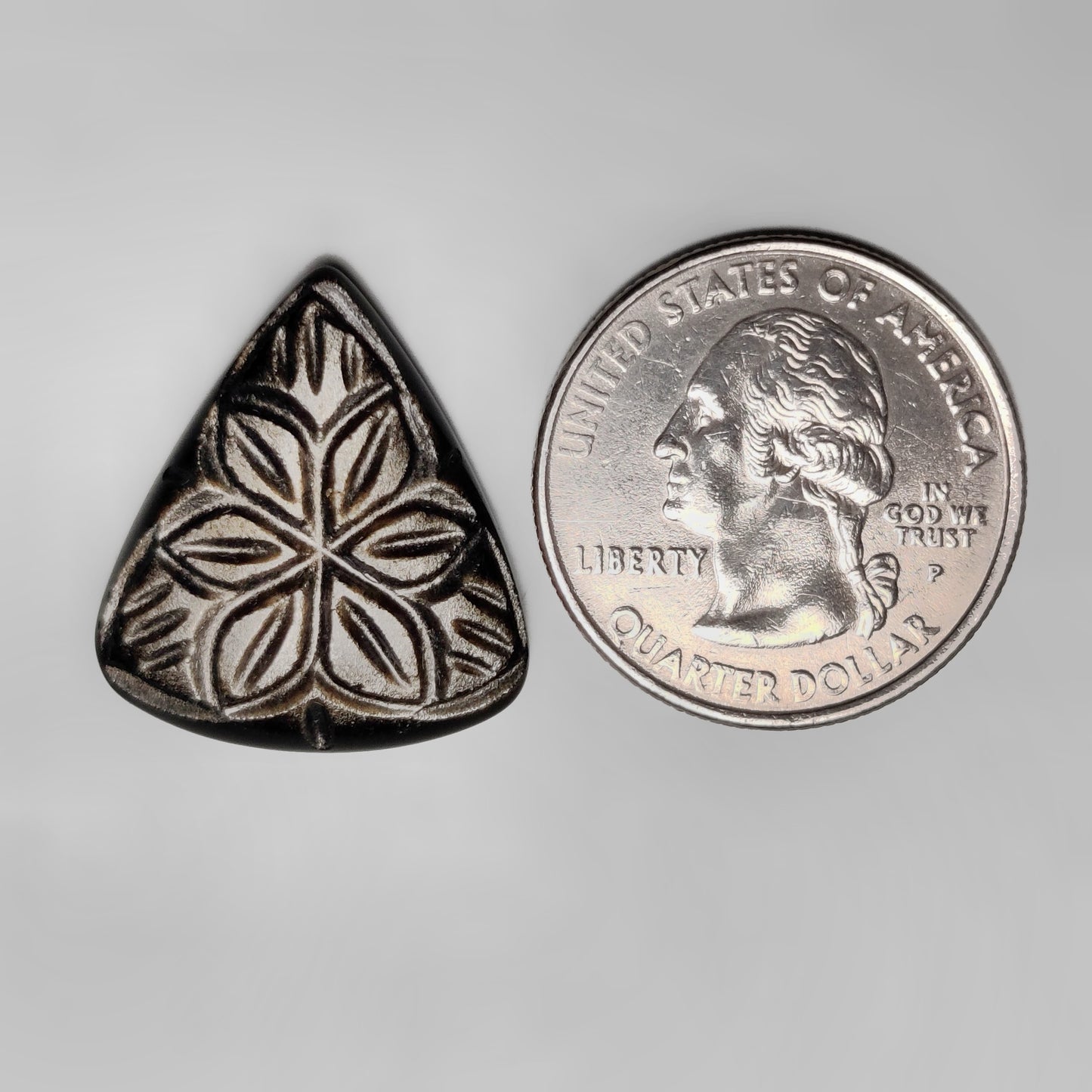Goldsheen Obsidian Mughal Carving