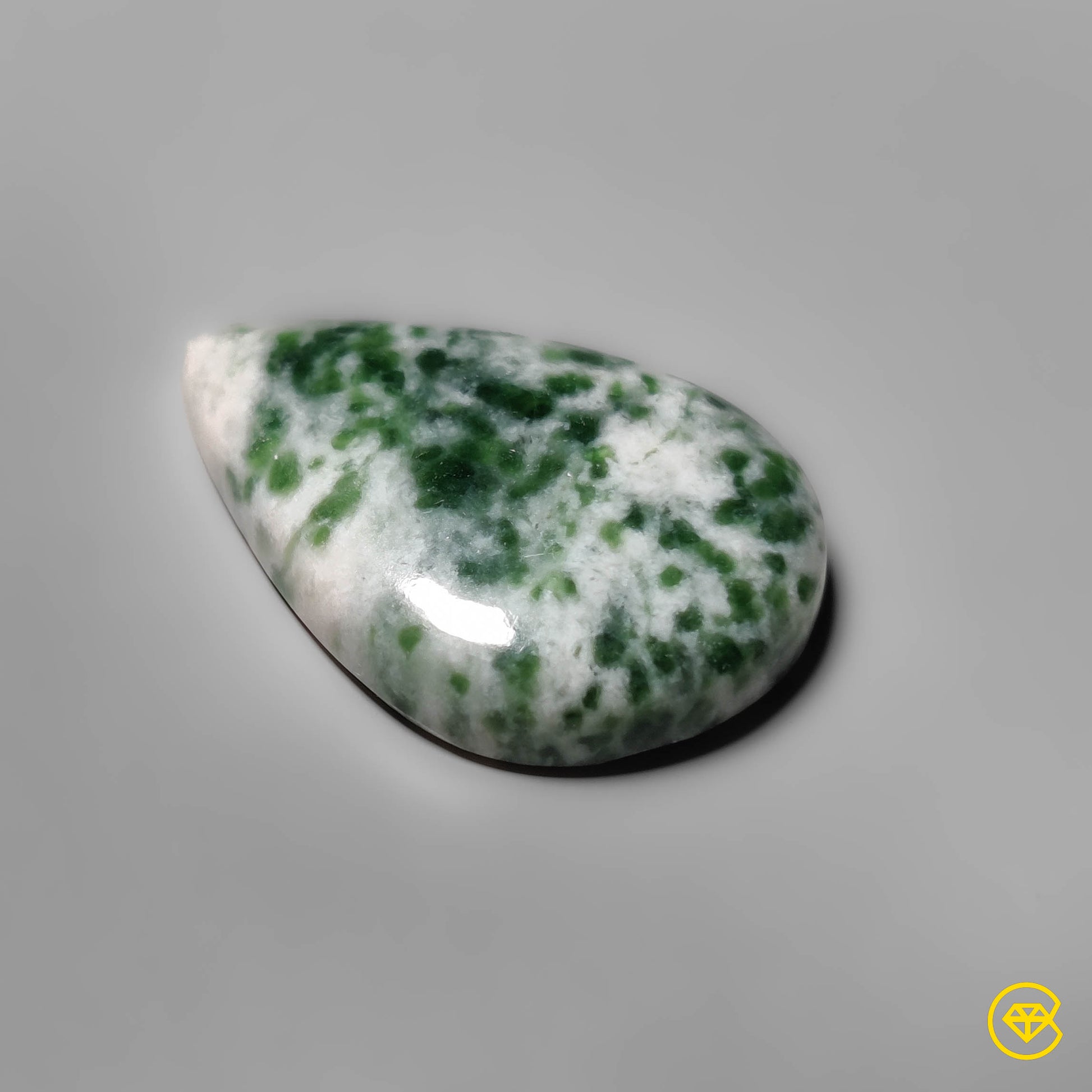 Chrome Diopside|Quartz