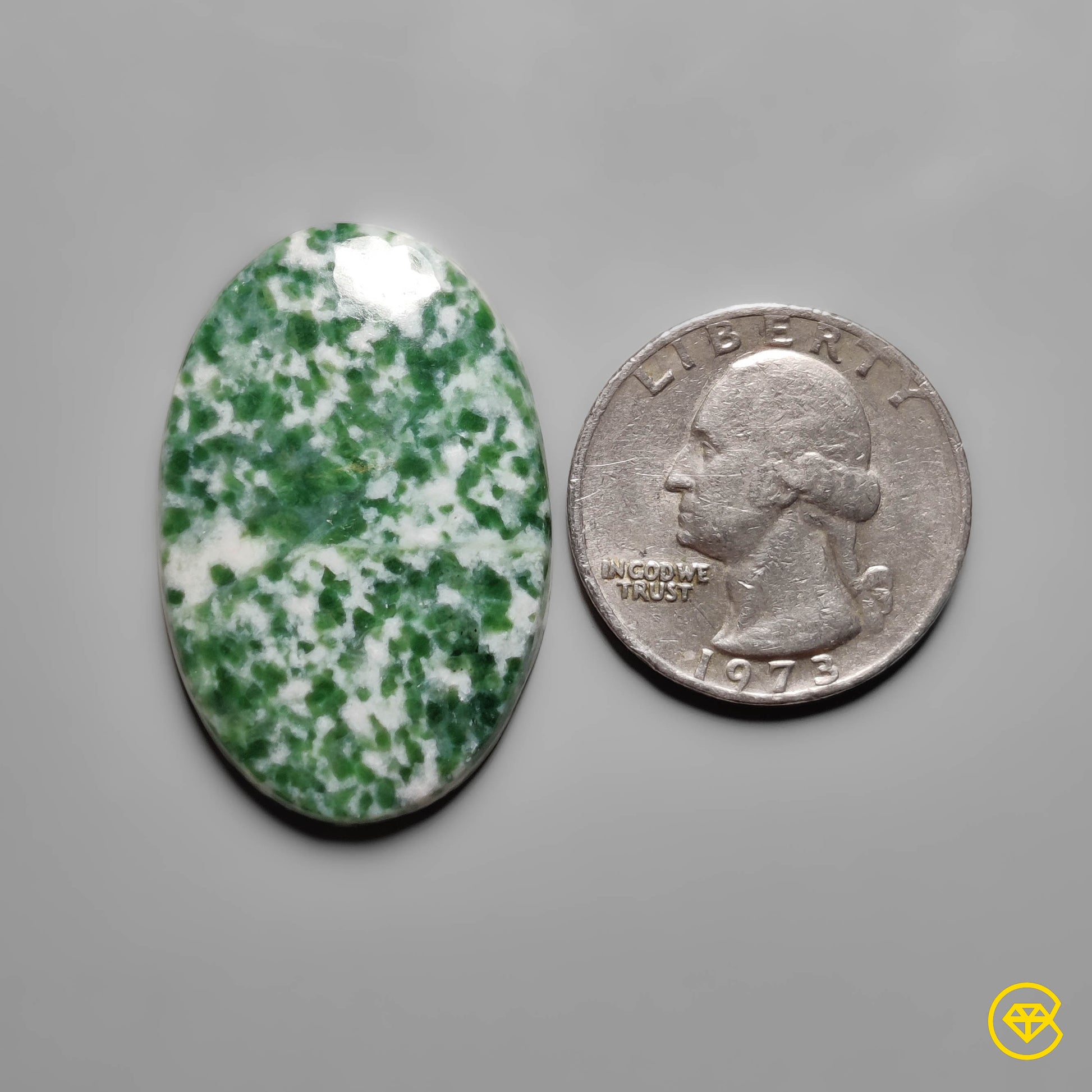 Chrome Diopside|Quartz