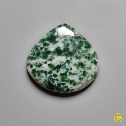 Chrome Diopside|Quartz