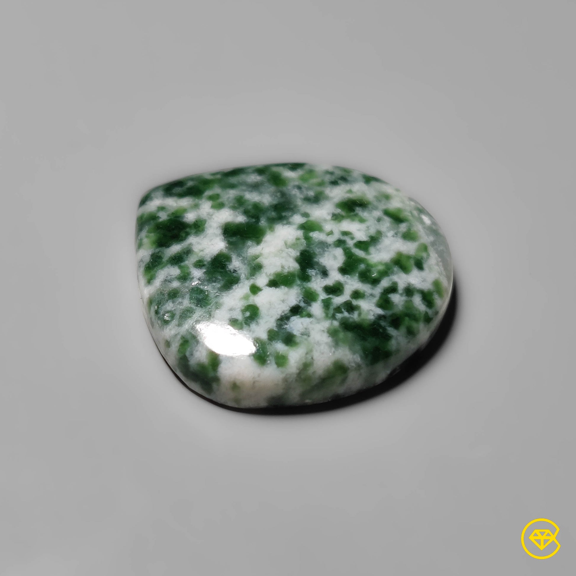Chrome Diopside|Quartz