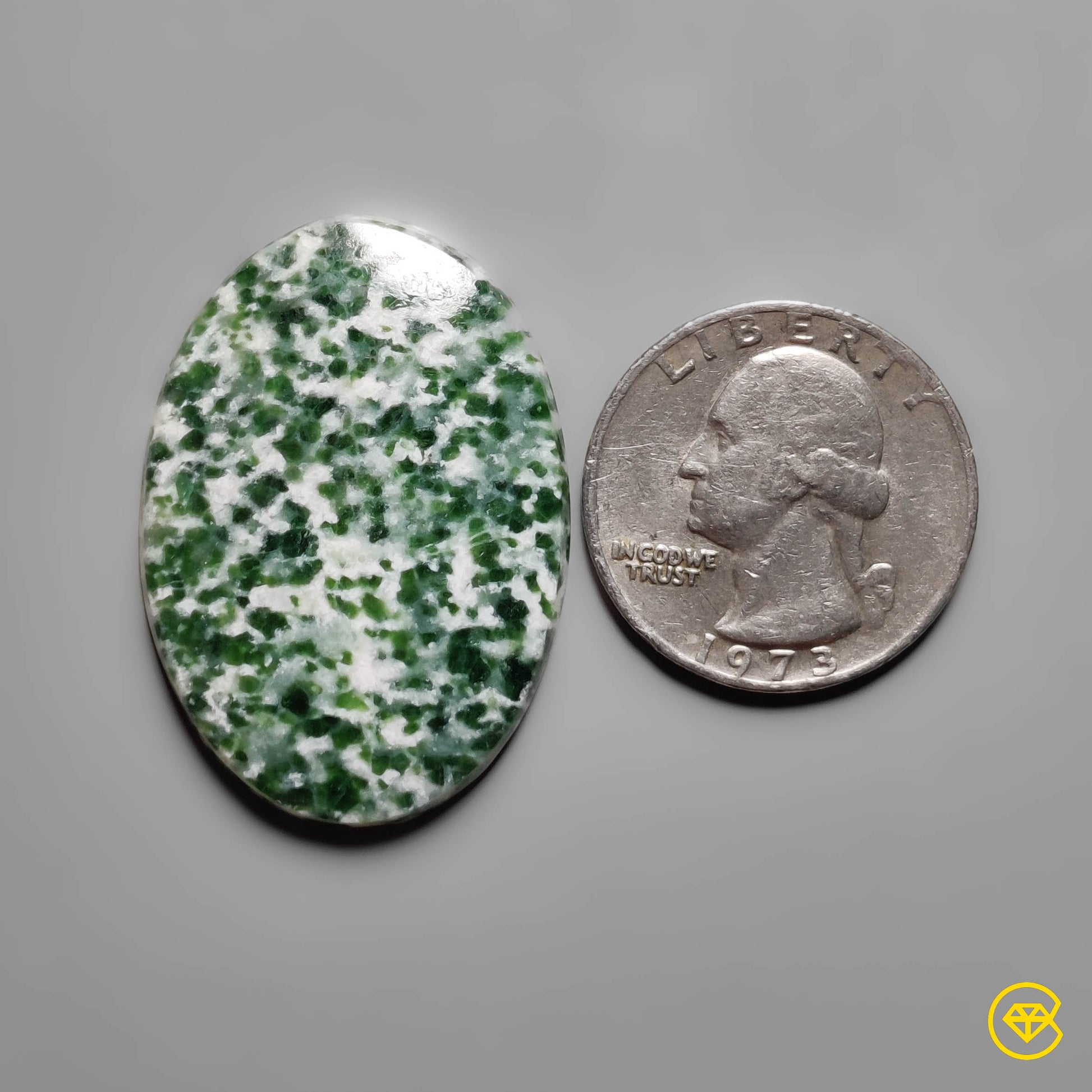 Chrome Diopside|Quartz