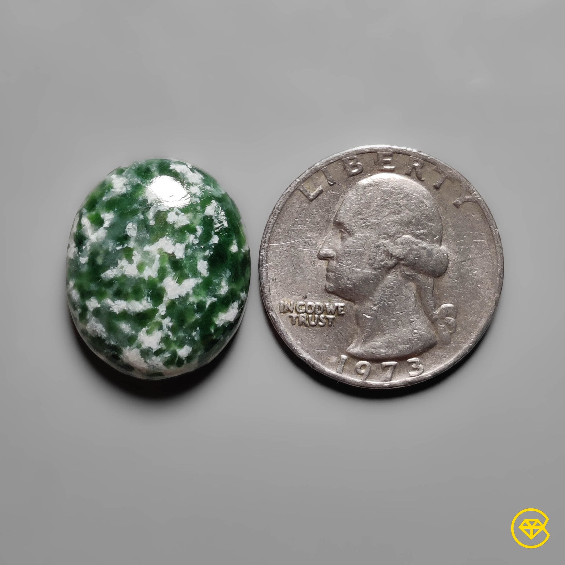 Chrome Diopside|Quartz