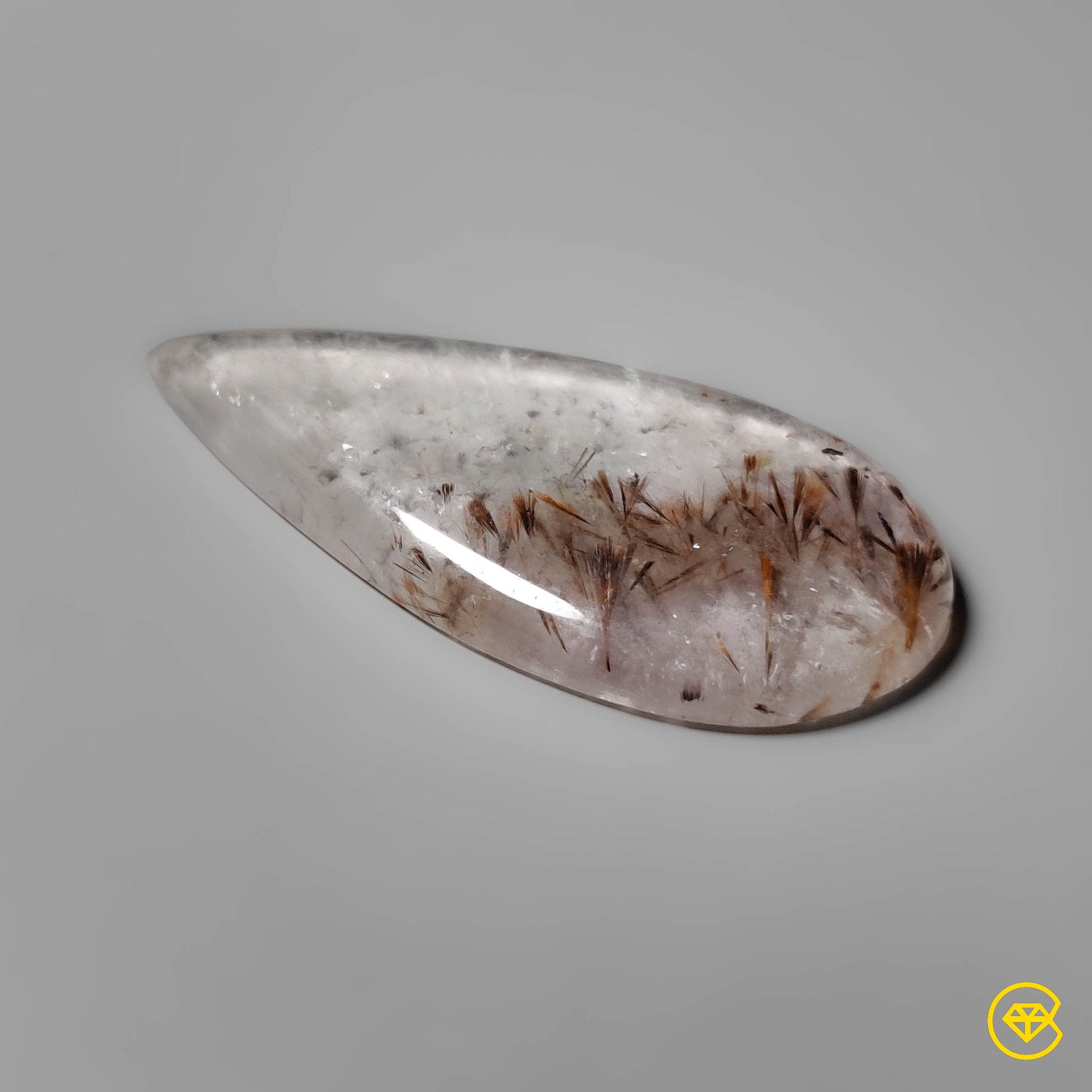 Cacoxenite|Quartz