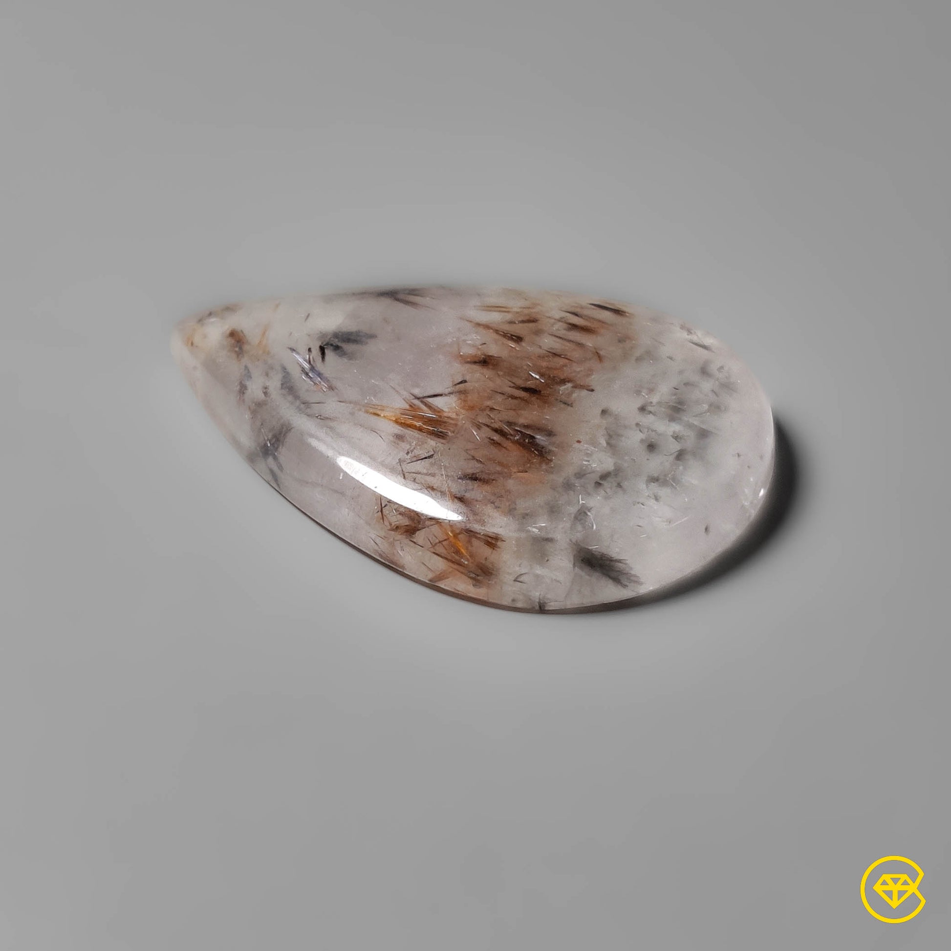 Cacoxenite|Quartz