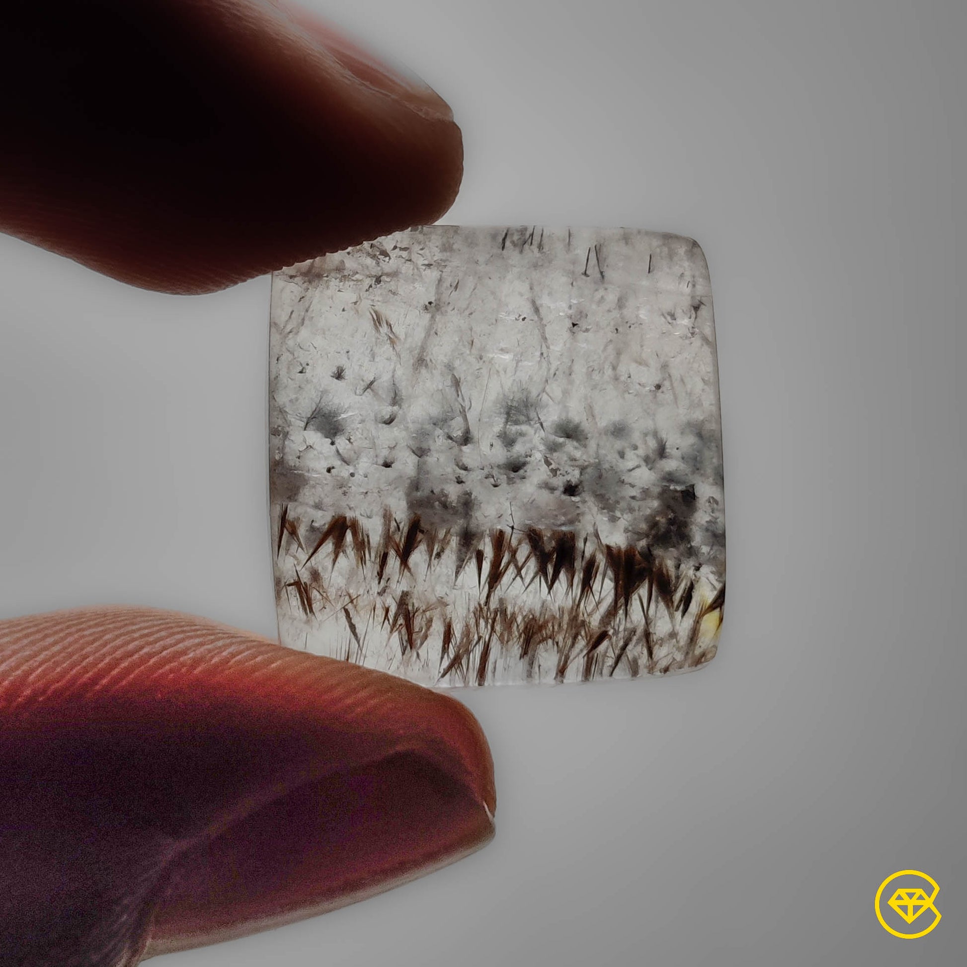 Cacoxenite|Quartz