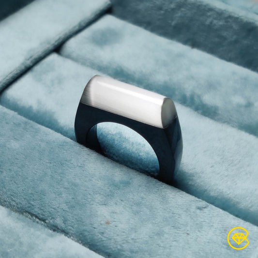 Moonstone|Onyx