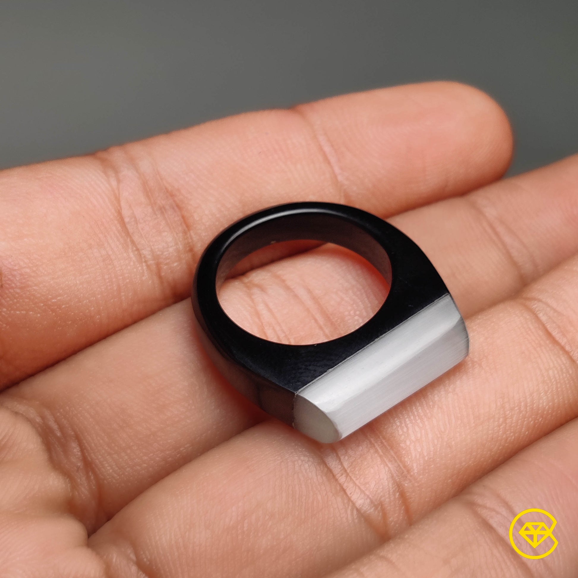 Moonstone|Onyx