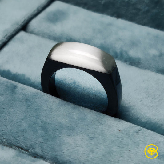 Moonstone|Onyx