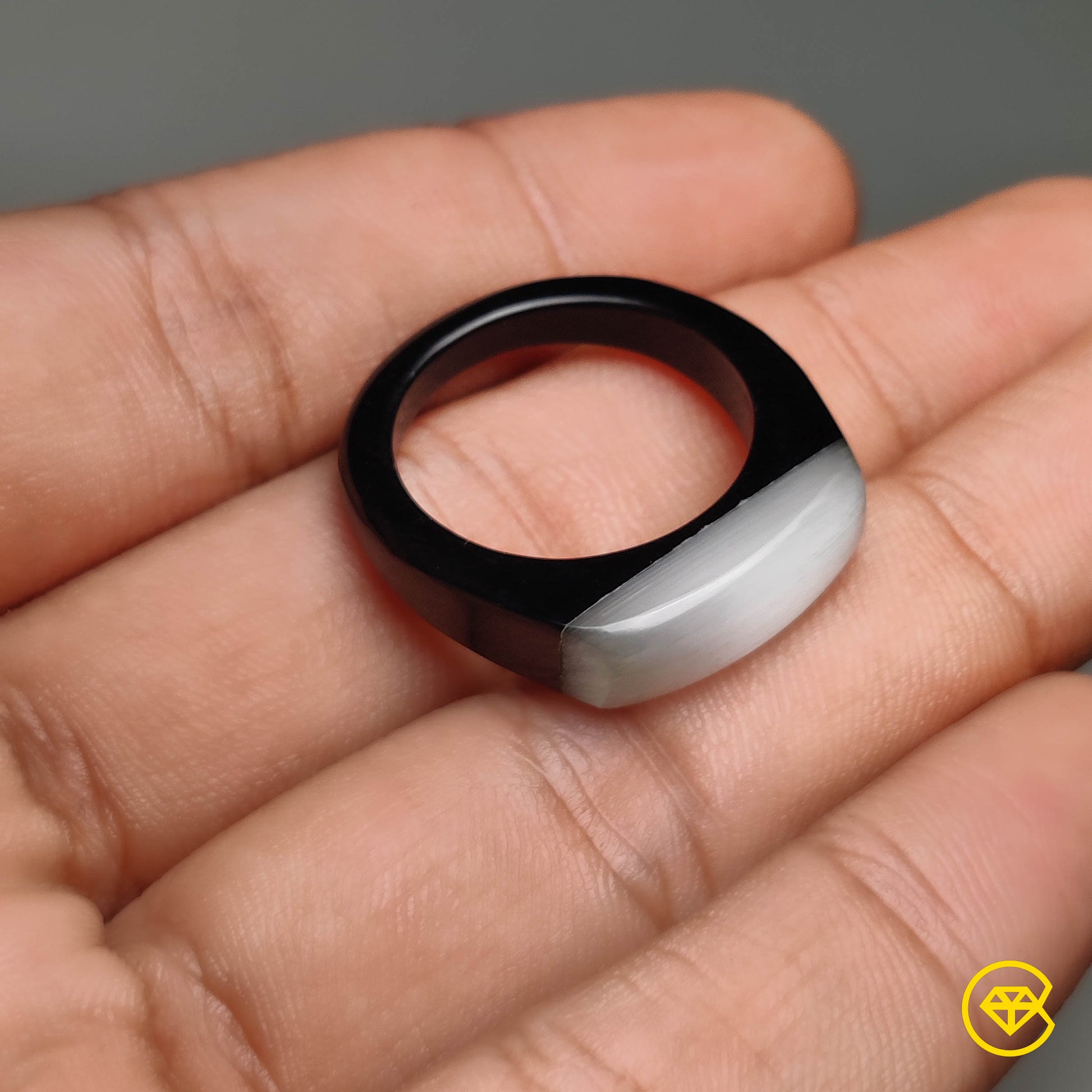 Moonstone|Onyx