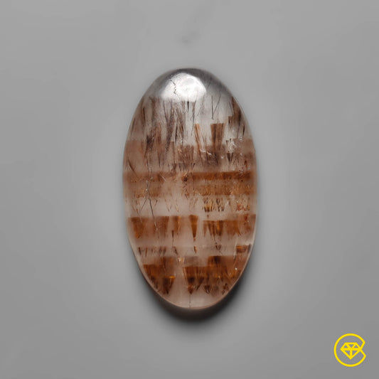 Cacoxenite|Quartz