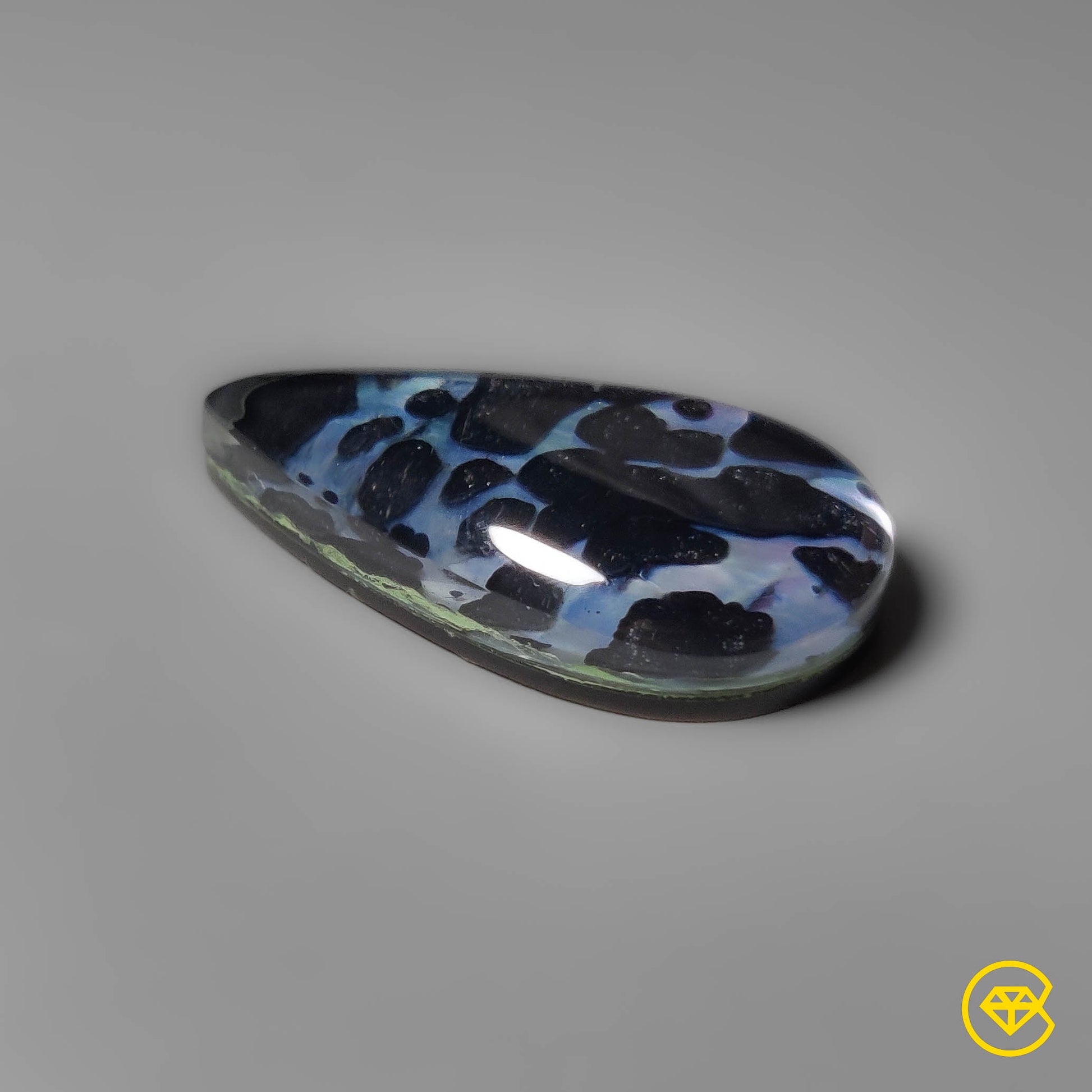Mother Of Pearl|Onyx
