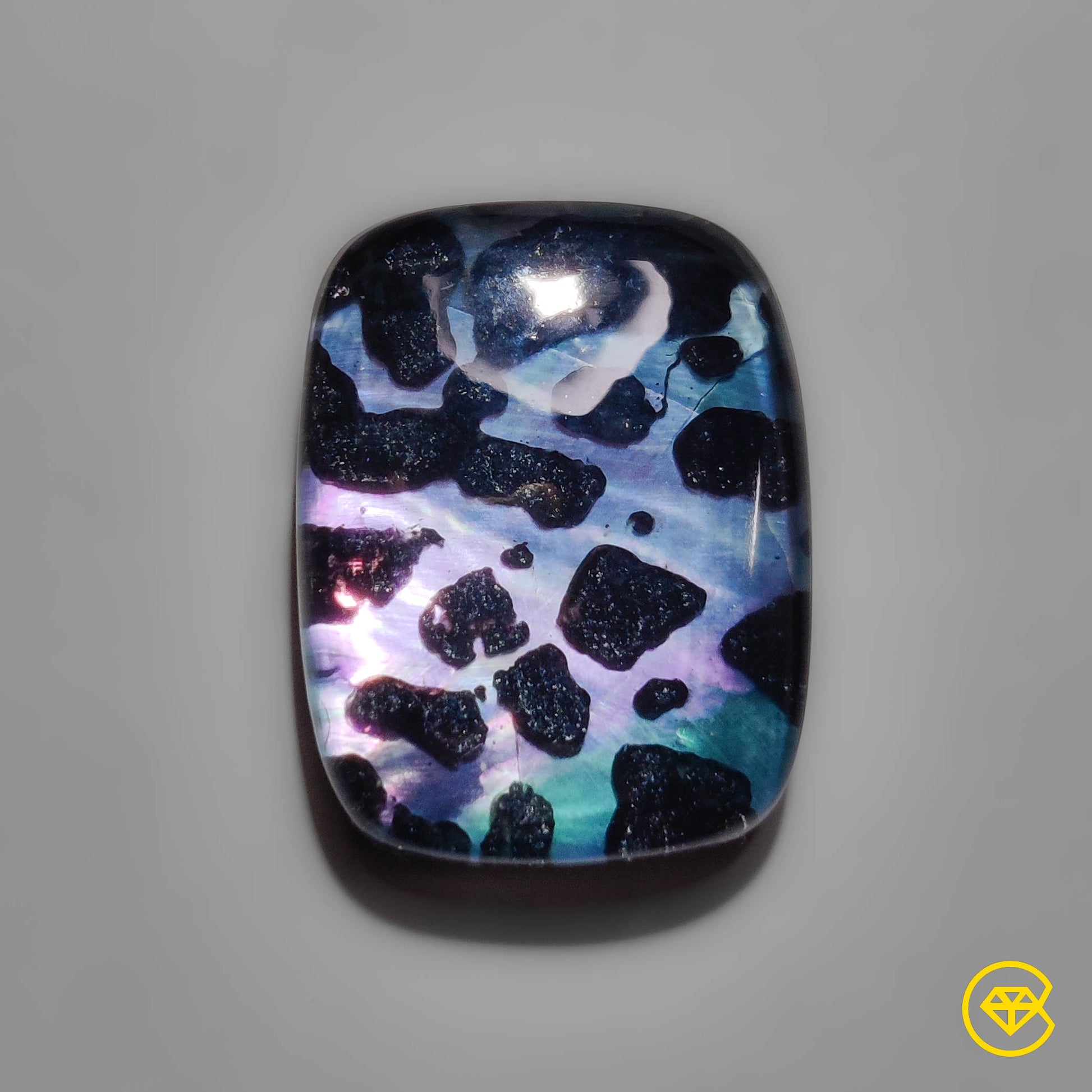Mother Of Pearl|Onyx