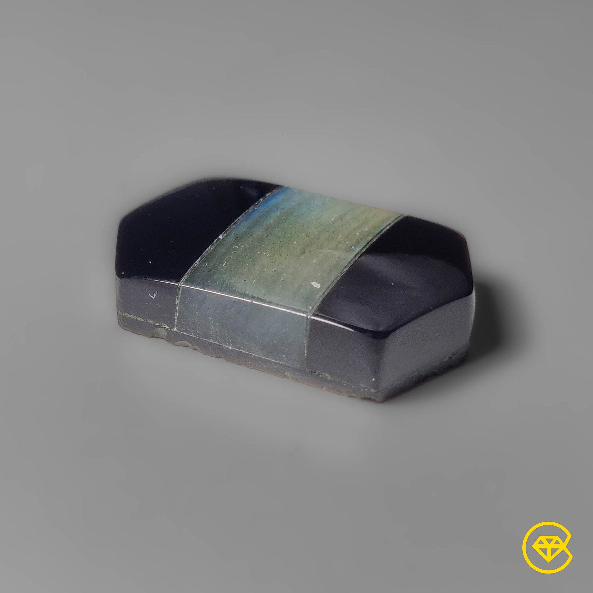 Labradorite|Onyx
