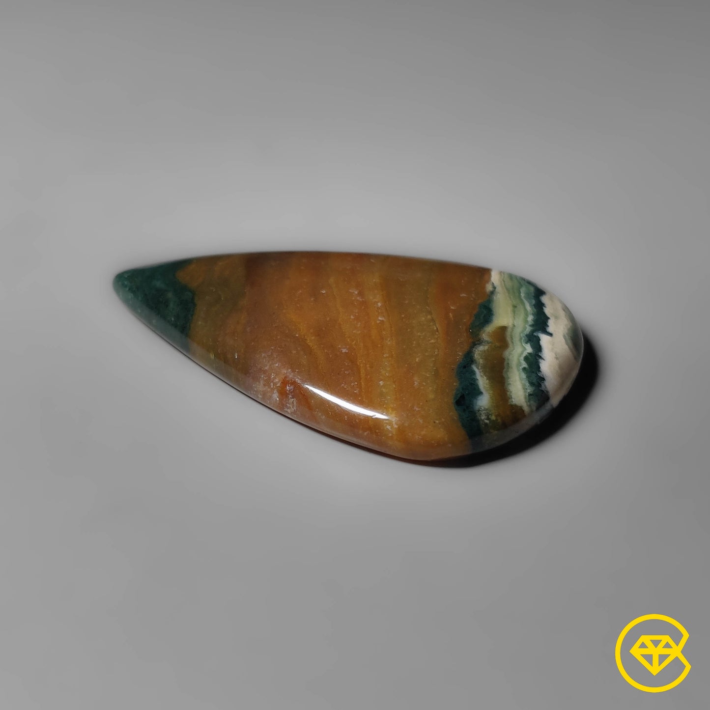 Saturn chalcedony