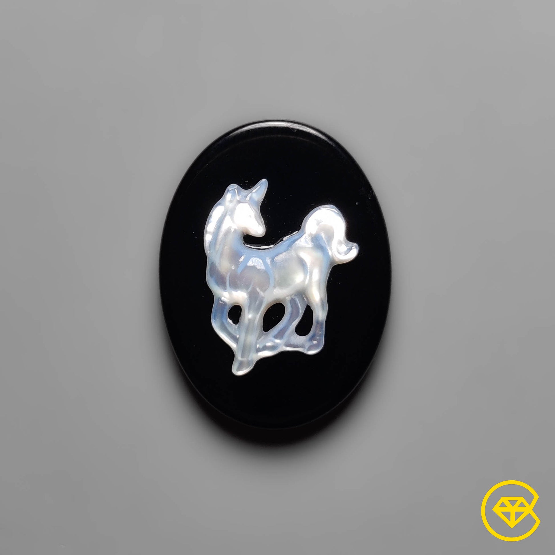 Mother Of Pearl|Onyx